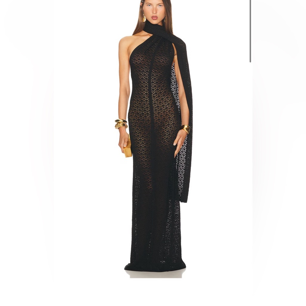 HELSA Robbyn Wrap Gown in Black